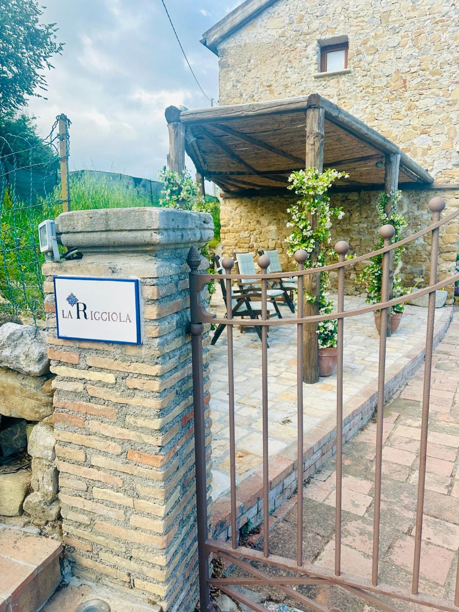 Bed and Breakfast La Riggiola Salerno Exterior foto